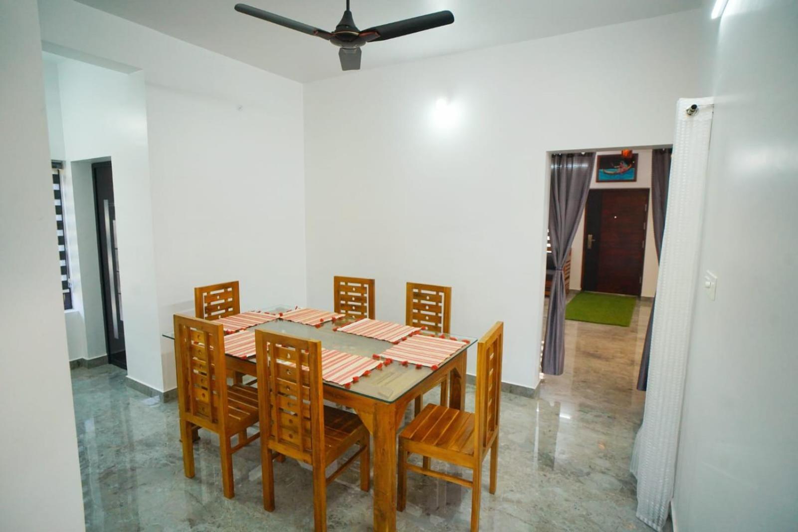 Vaishnavam Double Bedroom Villa Thekkady Eksteriør bilde
